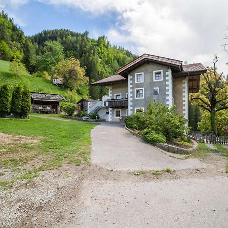 Schildhof Ebion Schildhofsuite San Leonhard in Passeier Exteriör bild