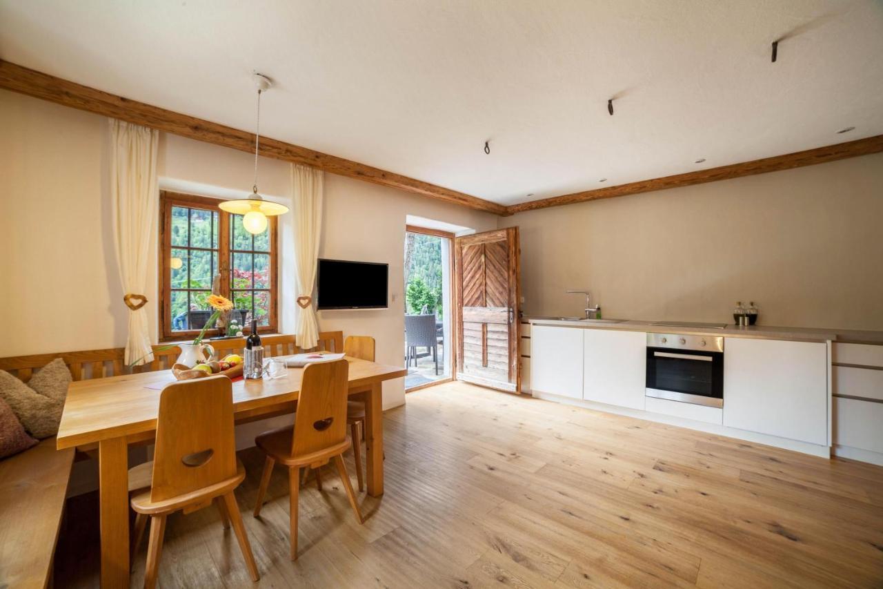 Schildhof Ebion Schildhofsuite San Leonhard in Passeier Exteriör bild